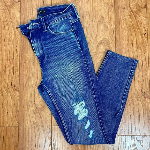 Abercrombie & Fitch Pants - A&F Super high rise skinny jeans, 26/2.